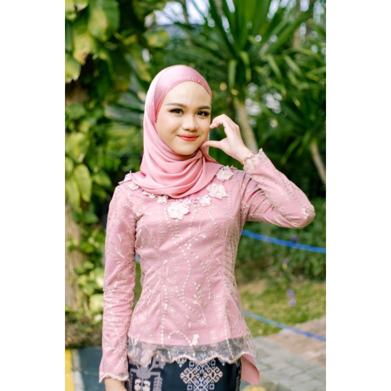 preloved kebaya pink