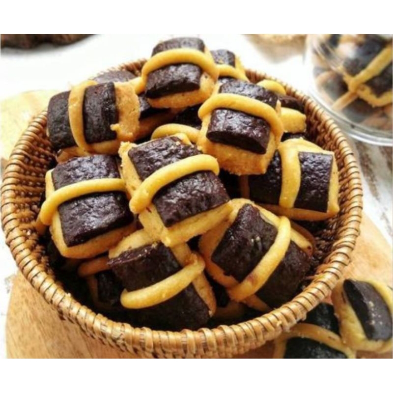 

Heavenly Cake Chocholate Stick Cookies