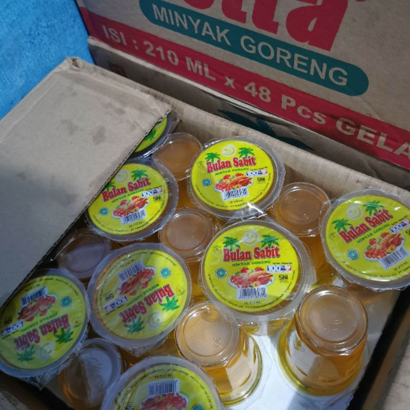 

Bulan Sabit Minyak Goreng Gelas/Cup 210ml