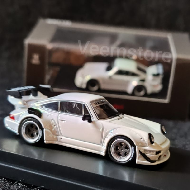 Die Cast 1:64 Porsche RWB 964 GTwing [Star Model] Chrome White Pearl