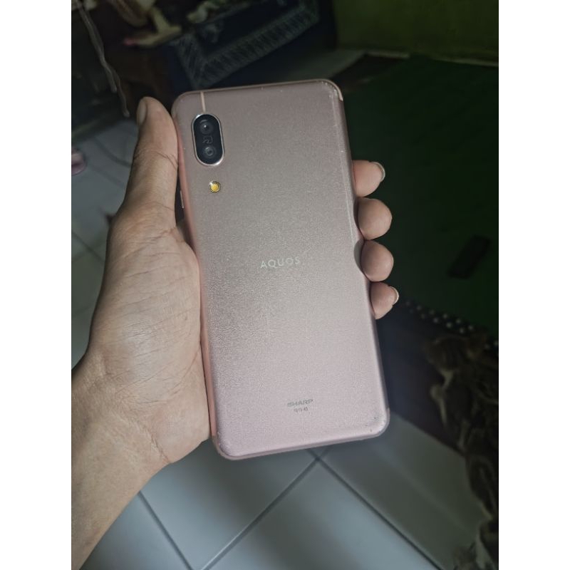 Sharp Aquos sense 3 shv45