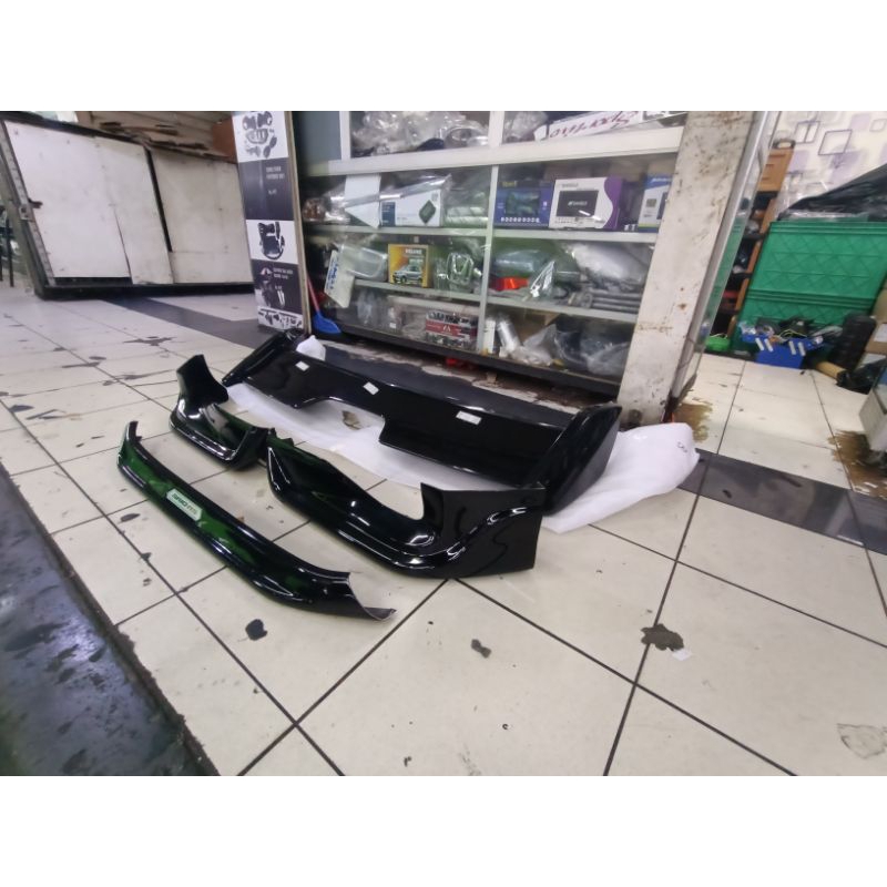 fron bumper depan bodykit depan+spoiler Honda Brio 2024