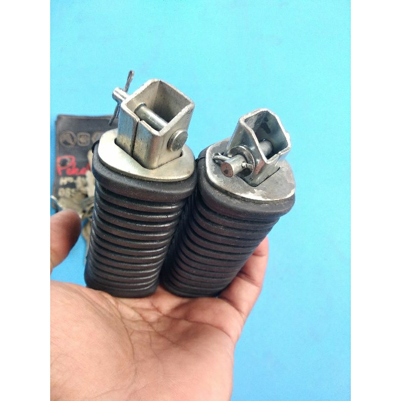 Footstep foot step belakang Suzuki TS125 RC100 Crystal