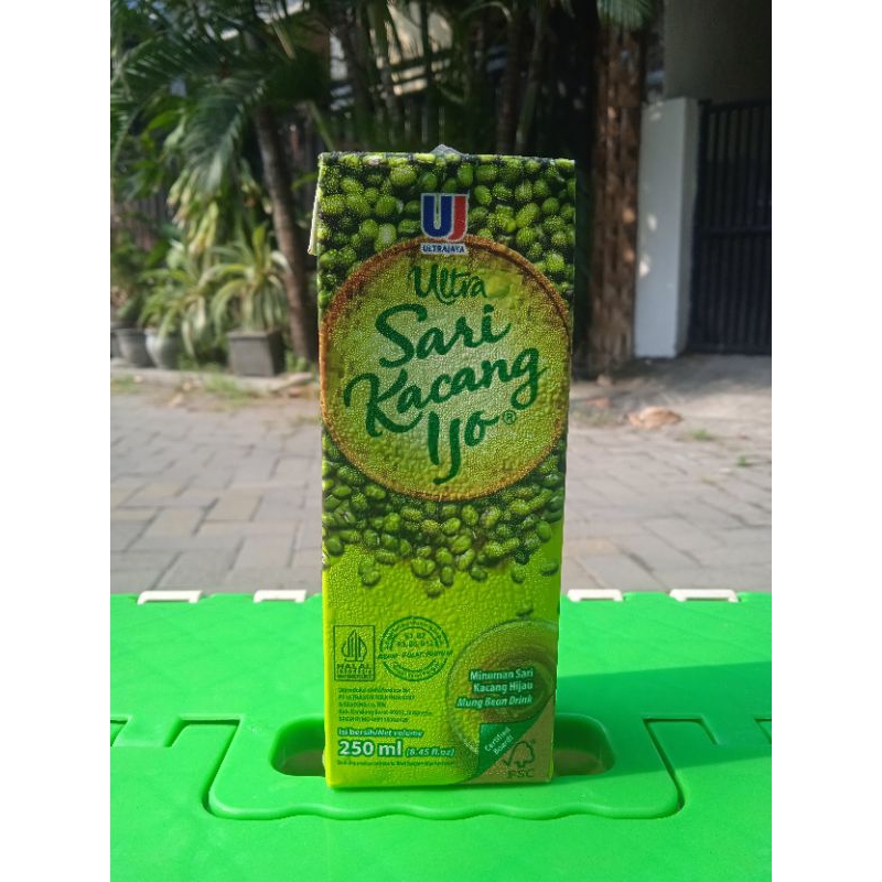 

Ultra Sari Kacang Ijo 250 ml