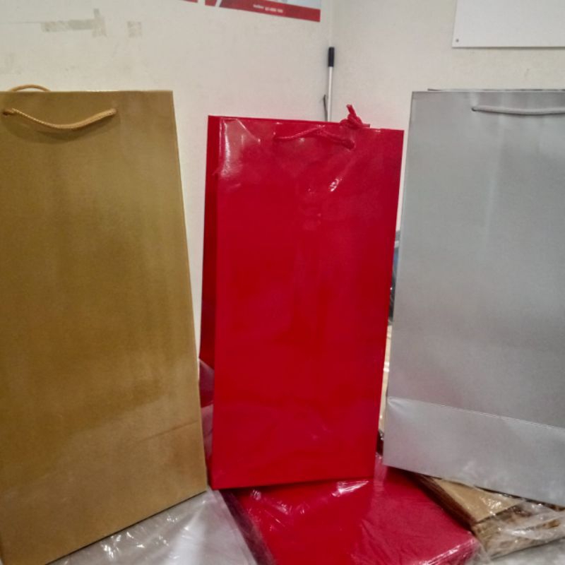 

Paperbag Bahan Duplex Tebal Serbaguna Cocok Untuk Melengkapi Kebutuhan