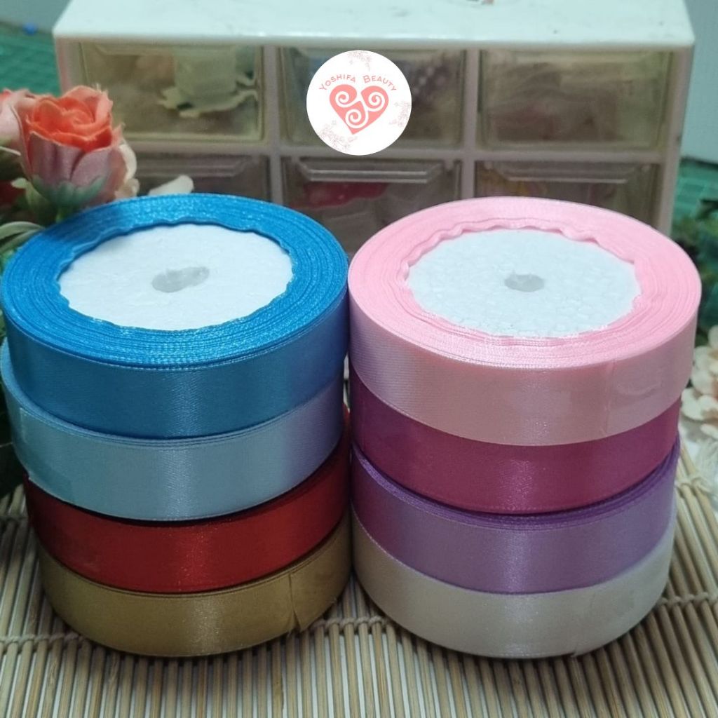 

Pita Satin 3/4 in (2 cm) 1 Roll