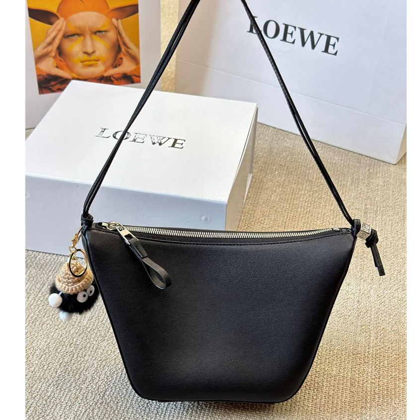 Loewe Hammock Hobo loewe Hammock Hobo Women's Shoulder Bag Crossbody Bag