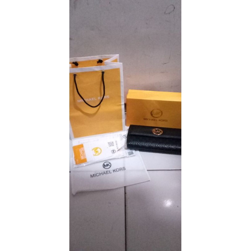 Dompet MK (Michael Kors) Embos Fullset sertifikat dustbag paperbag box lengkap