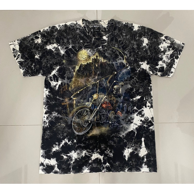 Tshirt Survivors Vintage