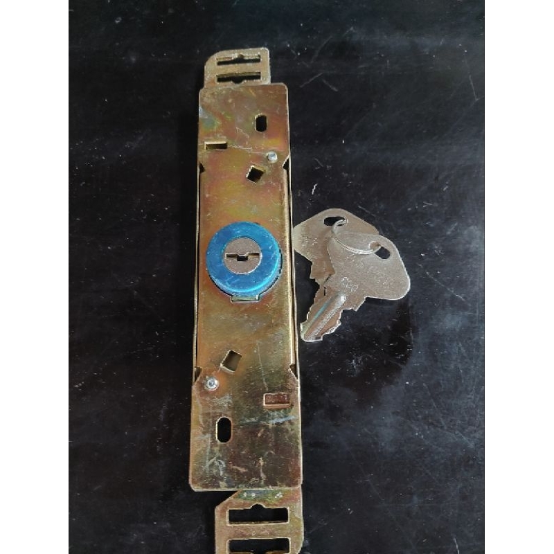 Kunci Rolling door