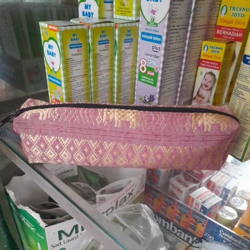 

kotak pensil songket