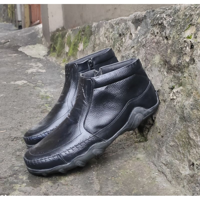 Temukan Sepatu Pansus Pria Terbaru - Sepatu Kulit Asli Cowok - Sepatu Slip On Putih Pria