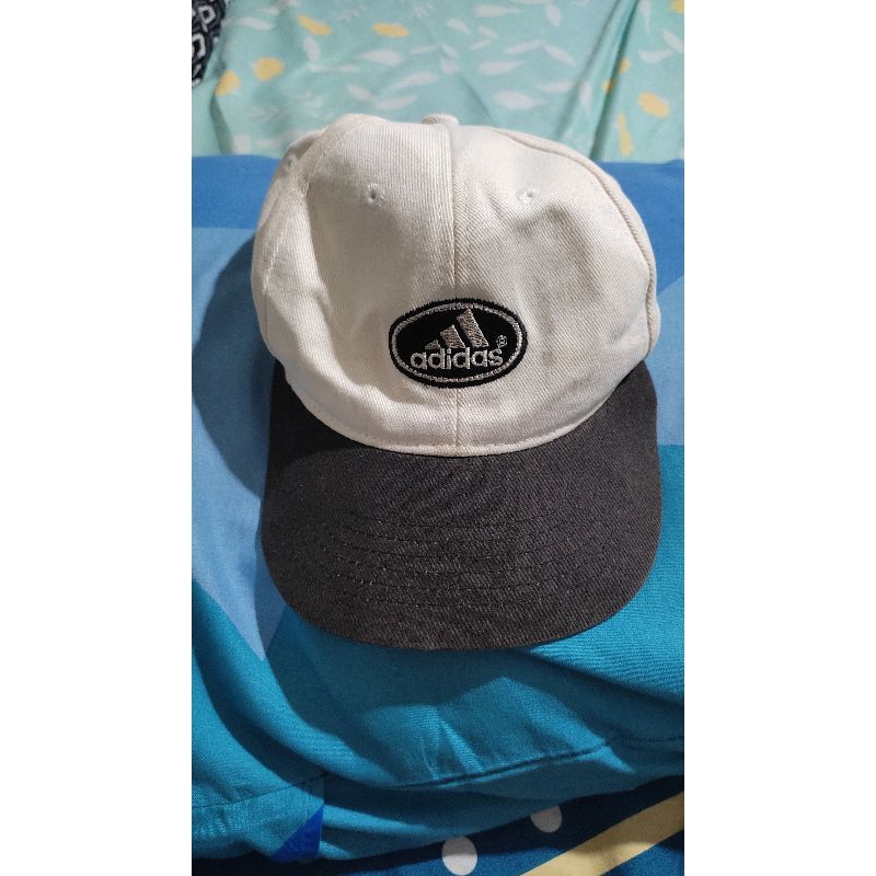 topi Adidas vintage second