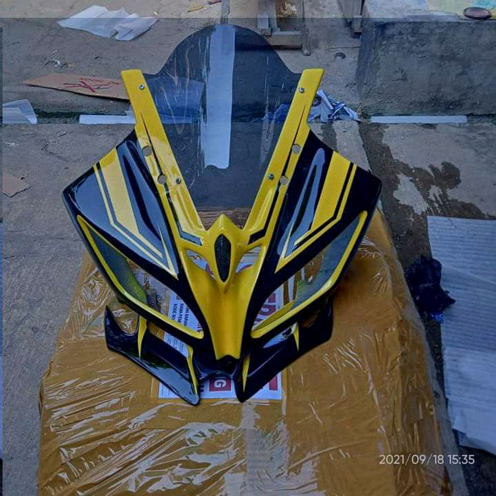 headlamp/HL+winglet yamaha R15 v2 model R6