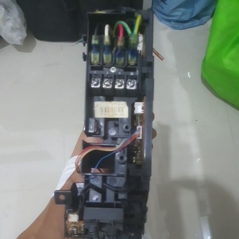 Modul Ac Daikin Thailand 1pk 3 kabel Ori copotan FT25DVM4