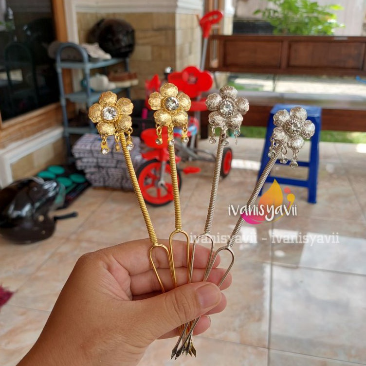 hpTerbaru Mentul  Kembang Goyang Ministik 54