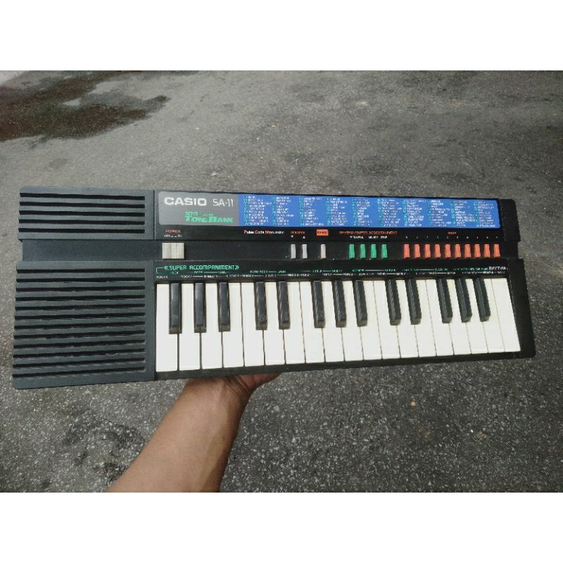 Piano Casio SA-11