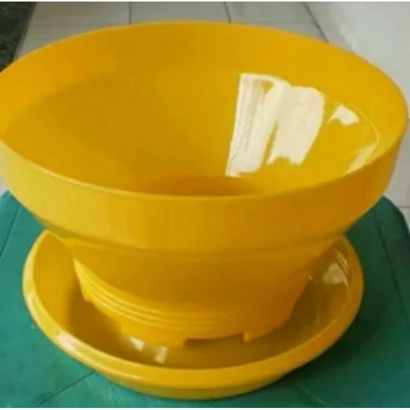 Tempat makan ayam/baby Chick Feeder