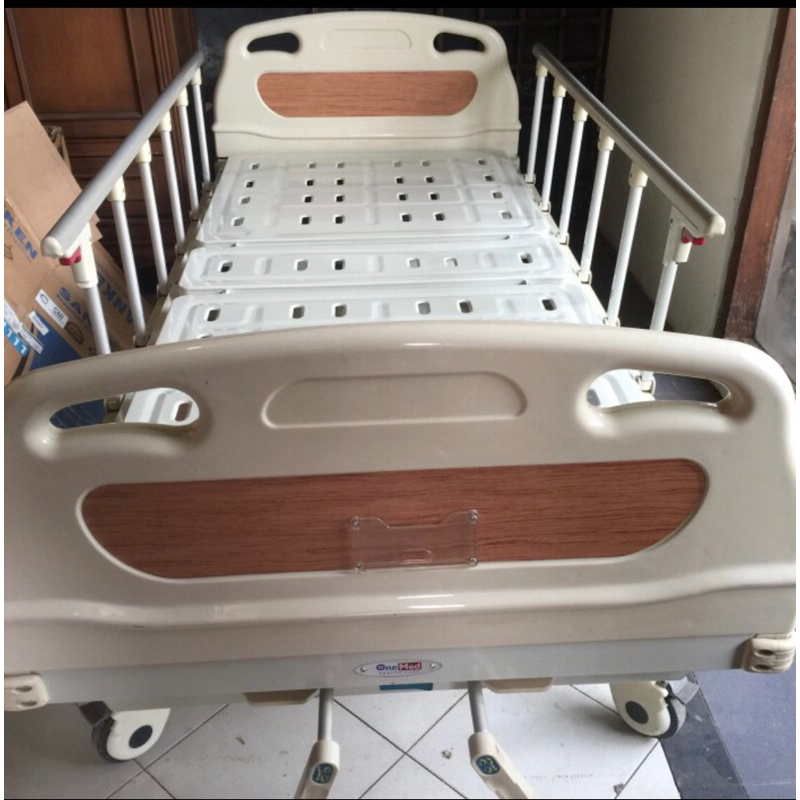 bed tempat tidur pasien rumah sakit 2 engkol