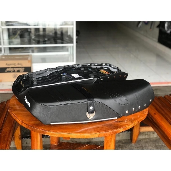 Jok Variasi Benik Grand Astrea Legenda - Jok motor Honda Grand Atrea Bulus benik-Jok Benik Honda Ast