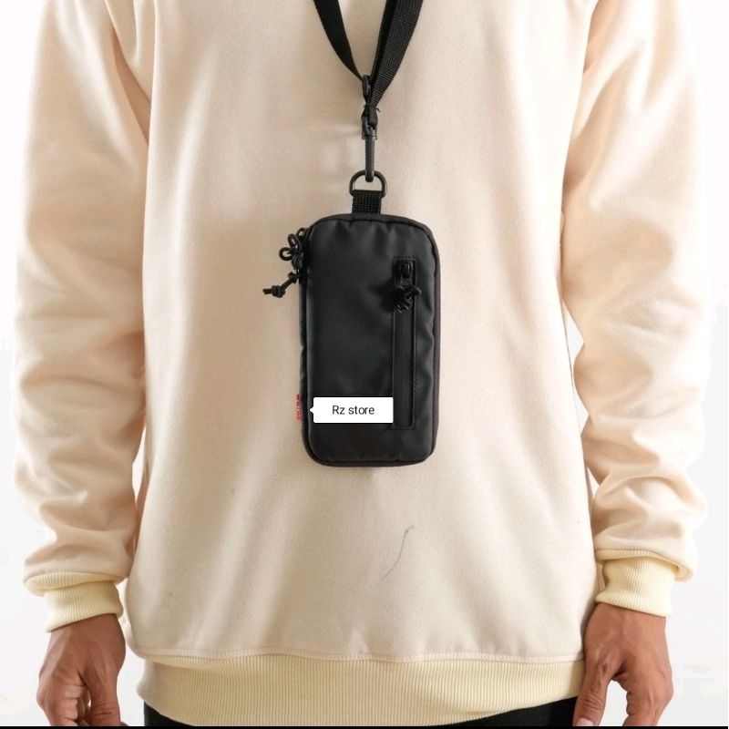 Tas Pouch Handphone Pria Wanita Tahan Air Tas HP Gantung Leher Hitam