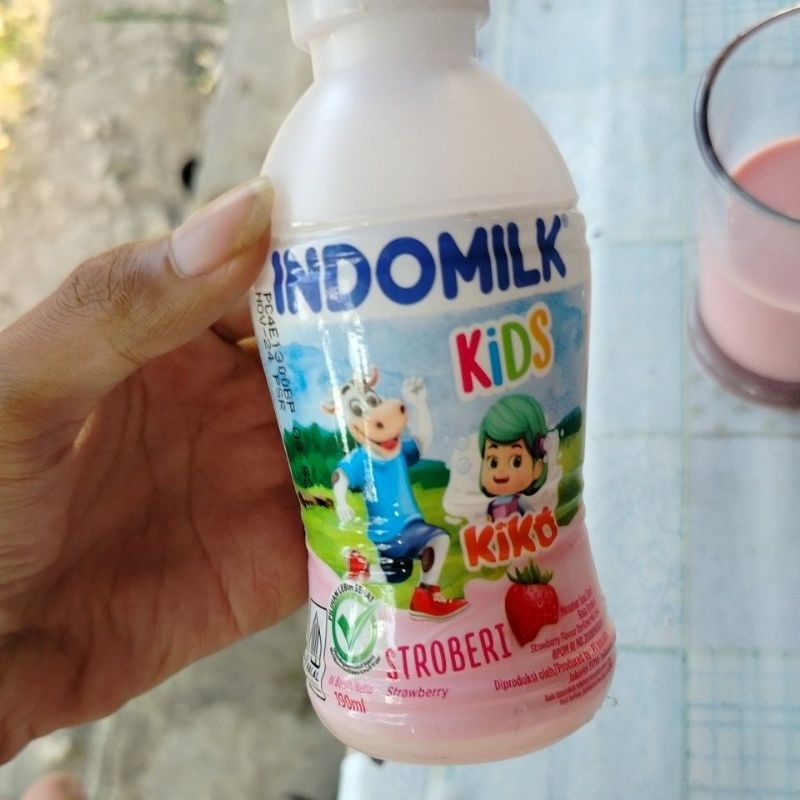 

SUSU INDOMILK 100ML RASA STRAWBERRY