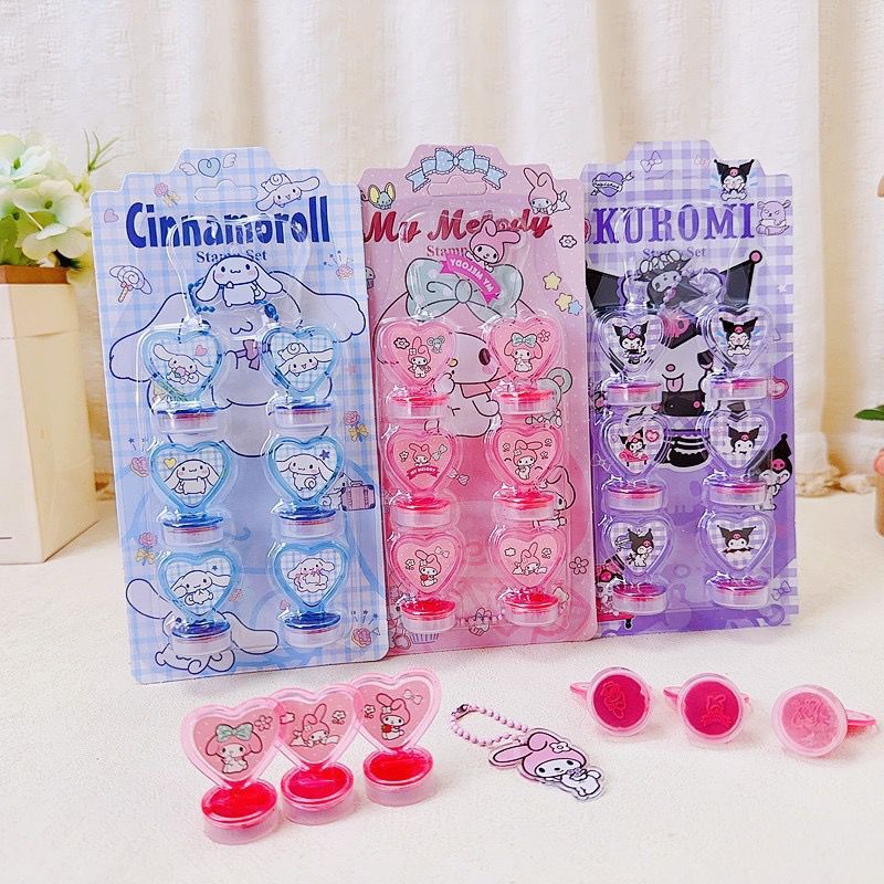 

SAKHA- 7 IN 1 STAMP SET MAINAN ANAK SANRIO CINAMOROL MELODY KUROMI | MAINAN STEMPEL ANAK KARAKTER SANRIO TERBARU IMPORT