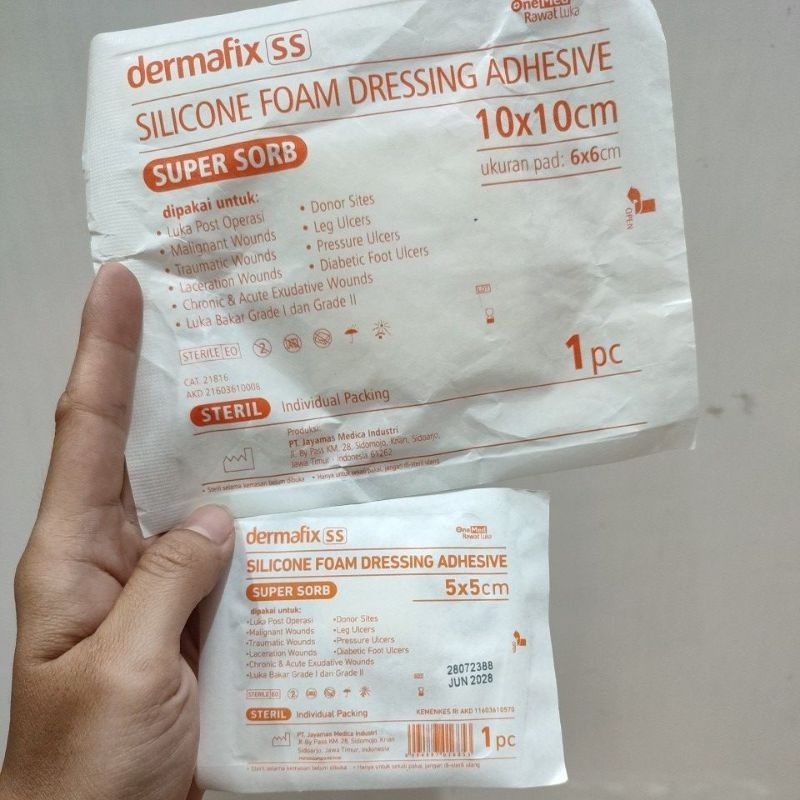 DERMAFIX SS plester Silikon Foam 5x5 10x10 luka diabetes operasi 1 lembar