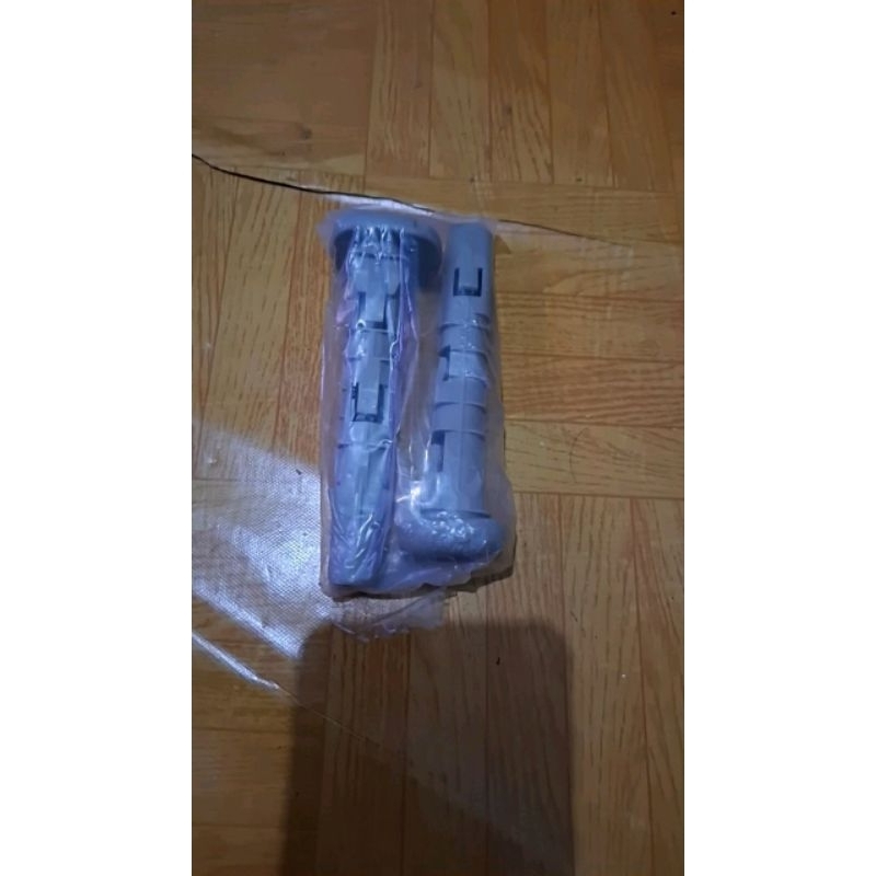 stopper headrest jok depan innova reborn sandaran kepala jok innova reborn