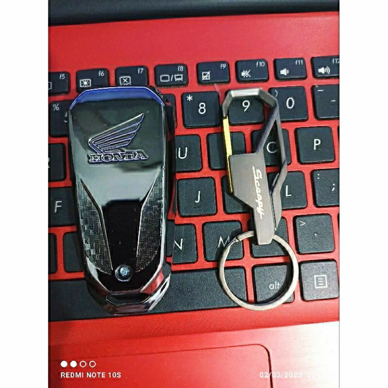 Paket Cover Remot Dan Gantungan Kunci Scoopy Prestige Stylish 2023 & 2024 Original  AHM