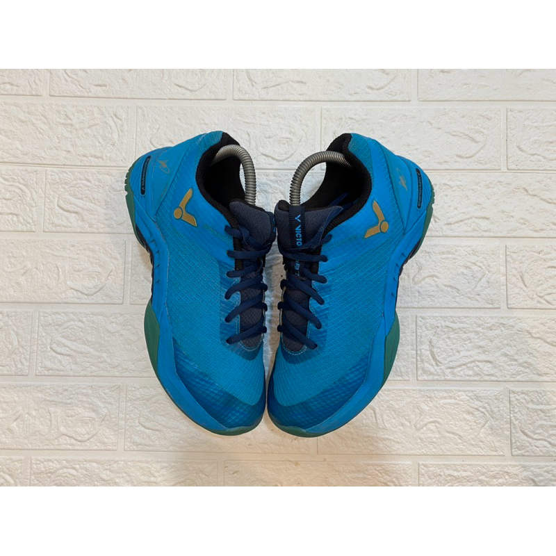 SEPATU BADMINTON VICTOR S82CY SIZE 40