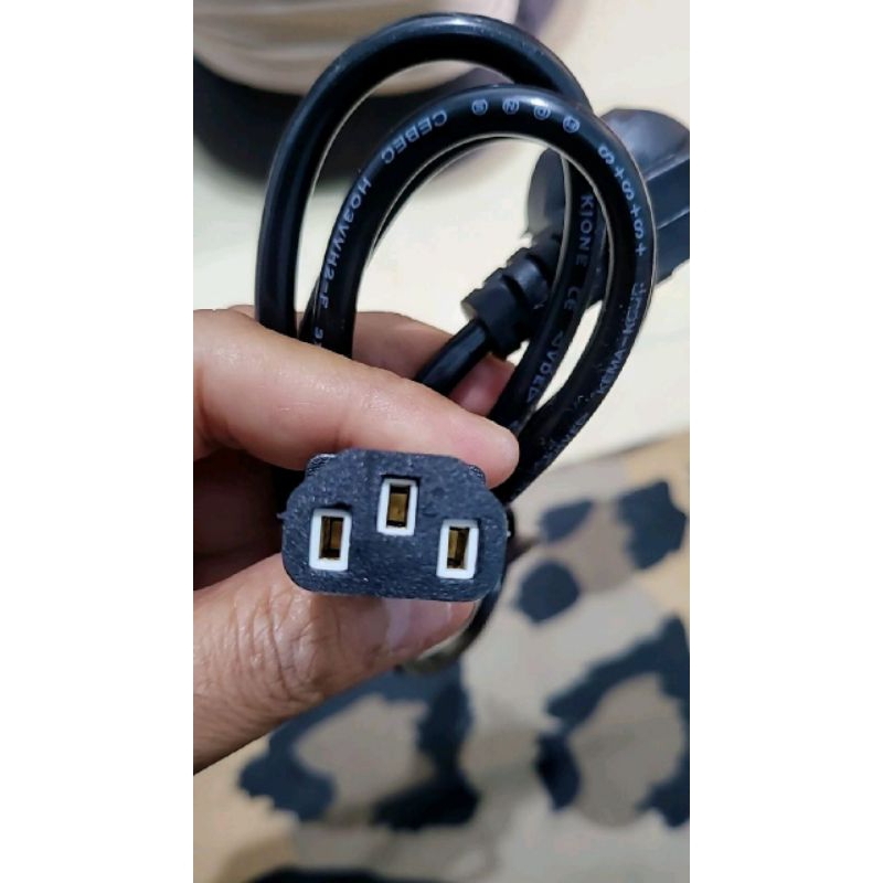 kabel power colokan  3 lubang layar lebar infocus
