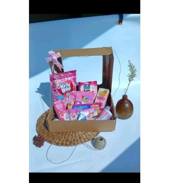 

gift box pinky