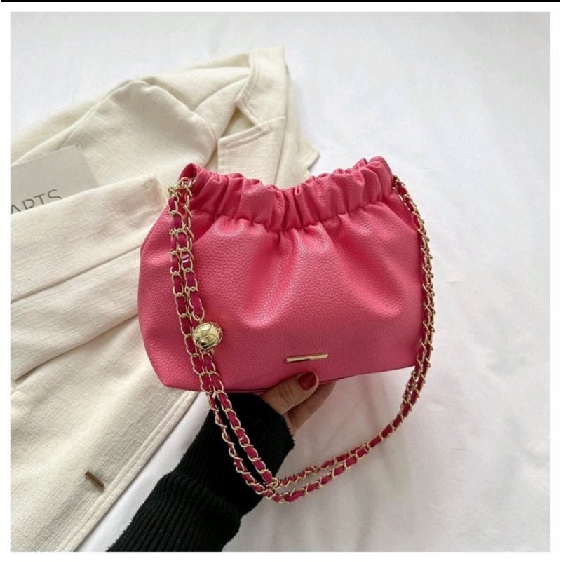 FROMO / TAS SERUT WANITA / TAS KERUT Clara / TAS WANITA TALI RANTAI /TAS BAHU WANITA /BAHAN PREMIUM 