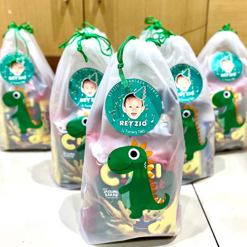 

SOUVENIR SNACK ULANG TAHUN