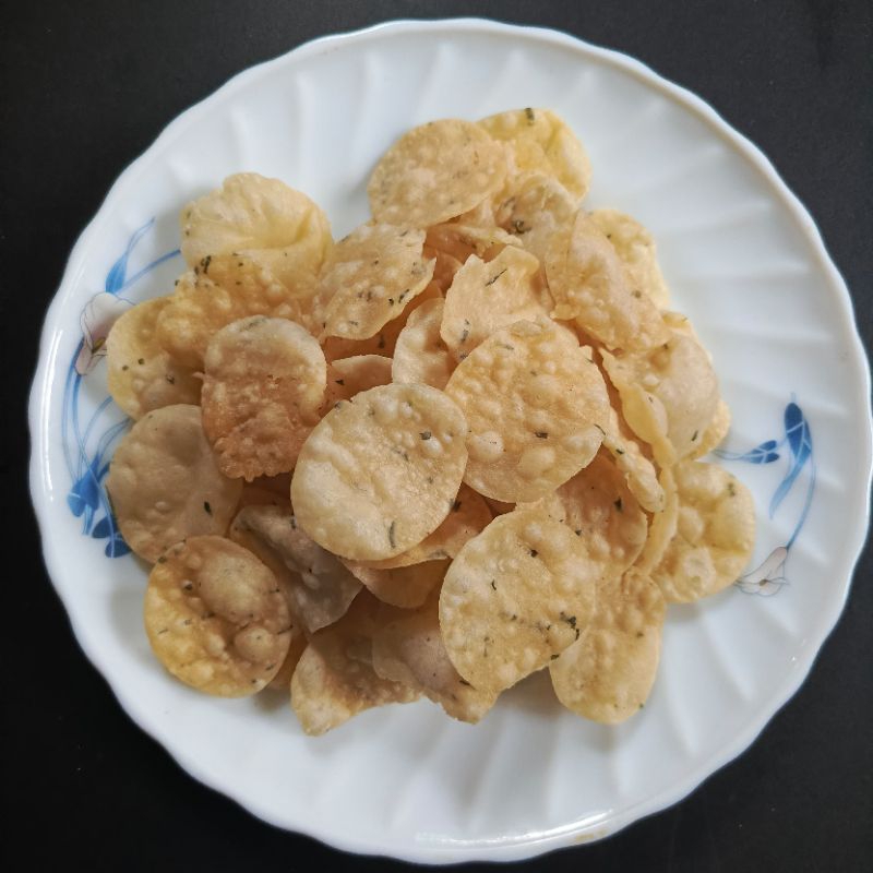 

250gr CIPENG KRIUKK / CIMOL GEPENG / KERIPIK CIMOL / KERIPIK CIMOL GEPENG / KERIPIK PANGSIT BULAT / KERIPIK CIMOL RENYAH ENAK GURIH