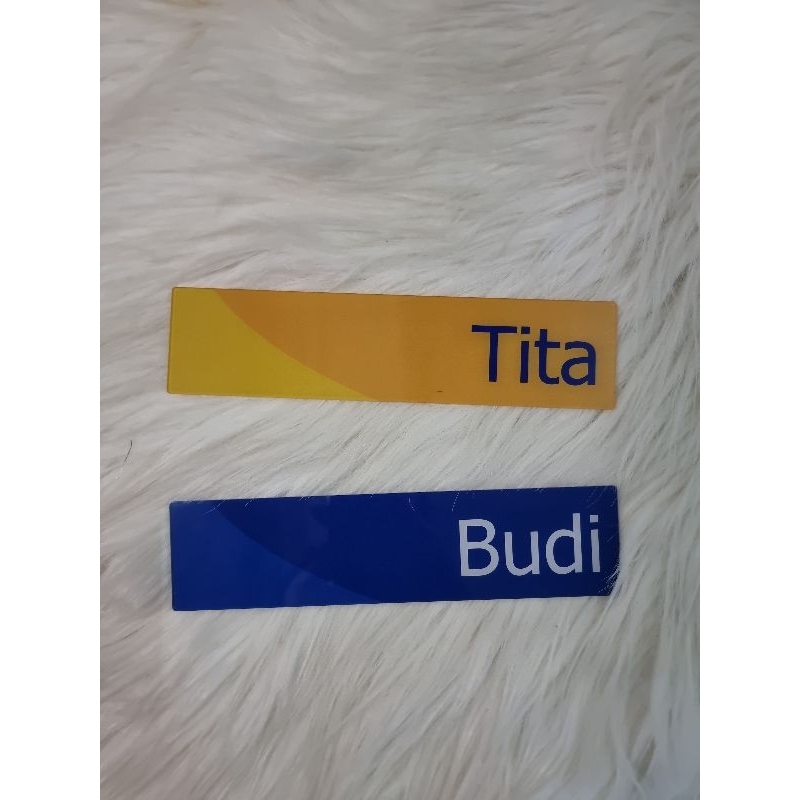 

Name Tag Akrilik 2mm Custom UV Print Mirror Tripoin Rumah Kreatif