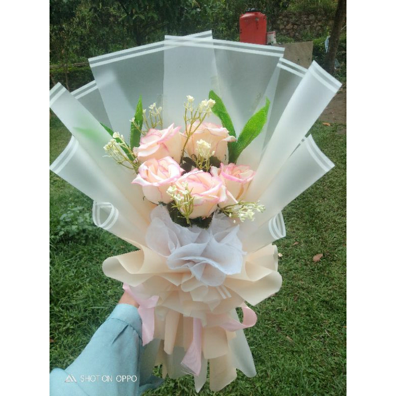 

Bouqet Bunga 5 tangkai