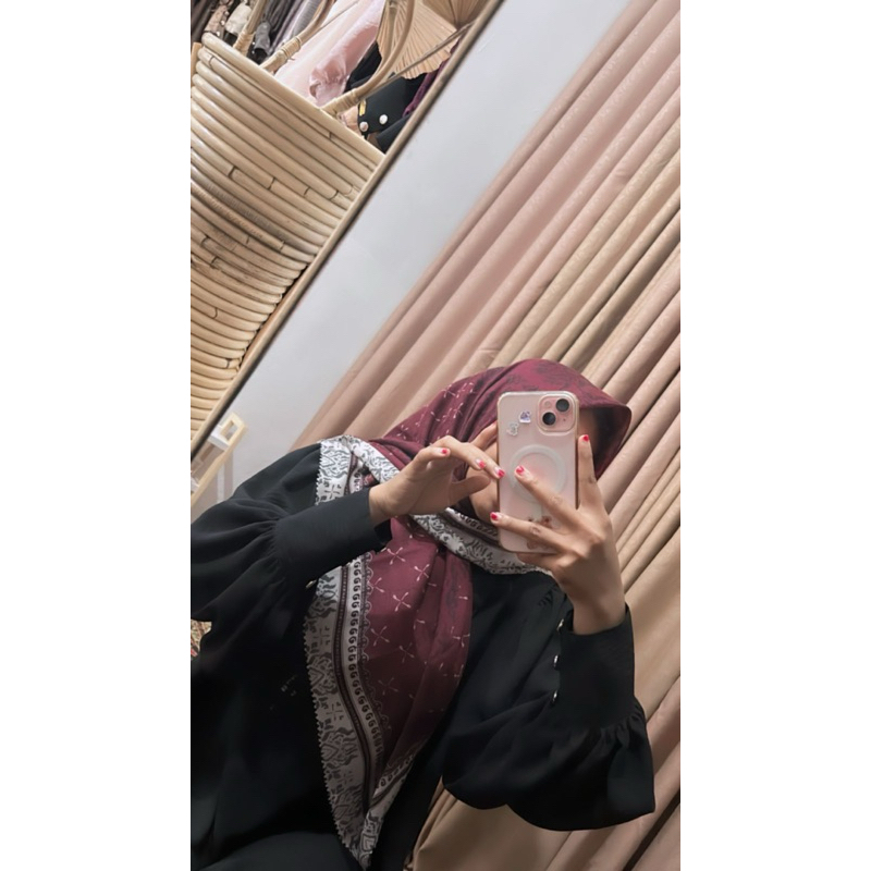 Hijab Voal Motif Premium With Pouch