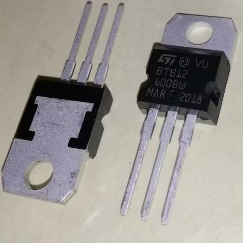 2 Buah 2Pcs BTB12 600BW 600 BTB12600BW BTB12-600BW Triacs Triac To-220 12A 600V