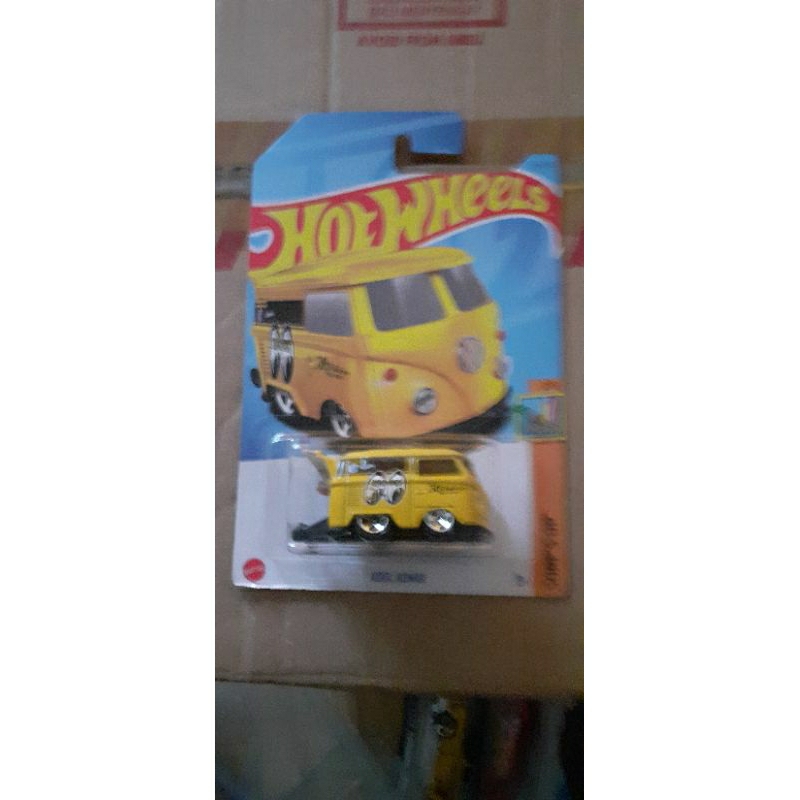 Hot Wheels Kool Kombi Moon Eyes