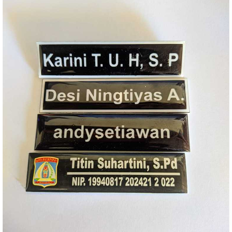 

Nama Dada Premium Lapis Resin (PUTIH )/Name Tag/Nametag/Papan Nama Dada Custom Nama/Name Tag Resin