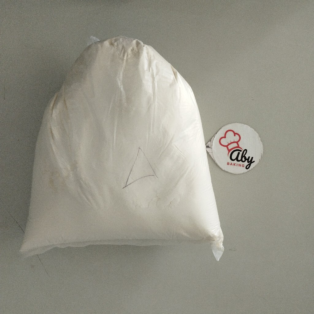 

Tepung Segitiga 1kg Terigu