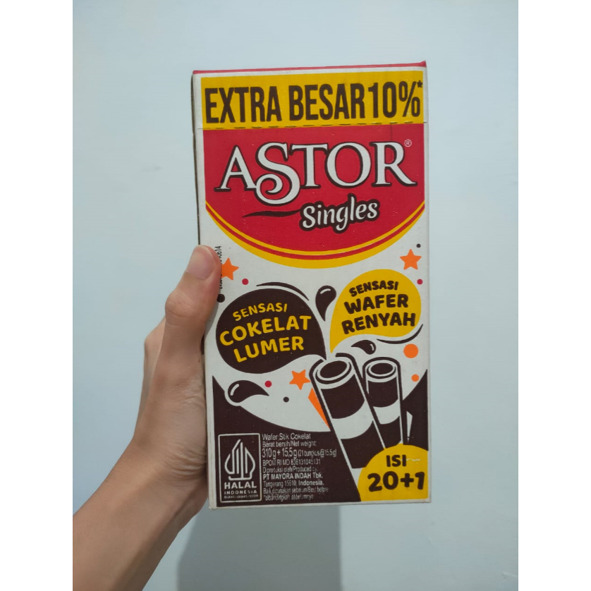 

Astor Singles Box EXTRA BESAR 10% ( 1 Box isi 20 + 1 )