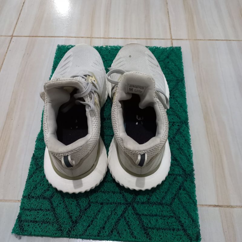 Adidas Alphabounce
