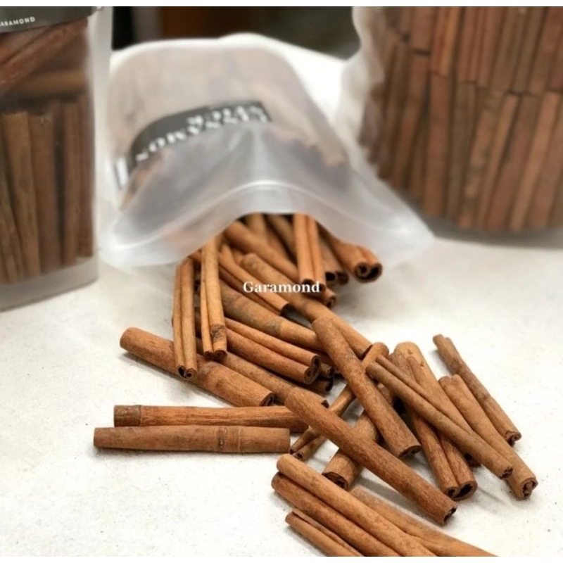 

Kayu manis tua CINNAMON STICK 500 gram, Kering, Wangi ORIGINAL