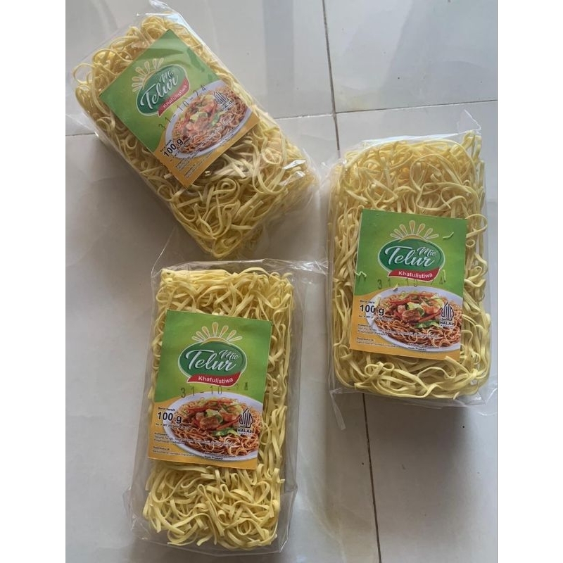 

mie telor khatulistiwa