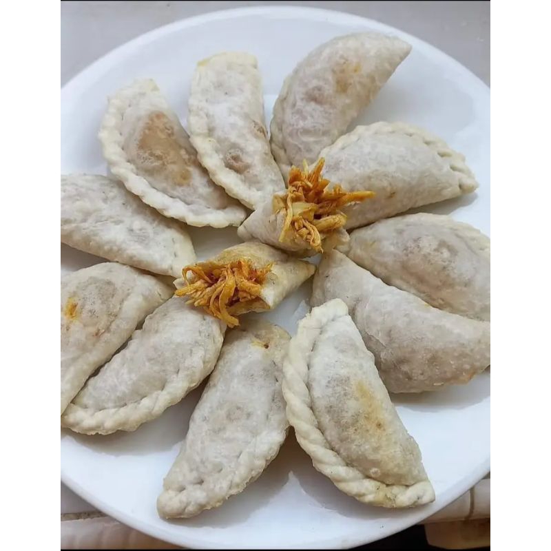 

cireng isi ayam suwir pedas 5 biji besar