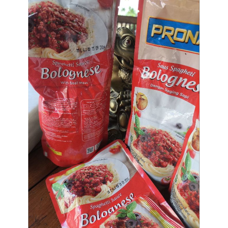 

Pronas Saus Bolognais lengkap dengan Daging Sapi 350 g