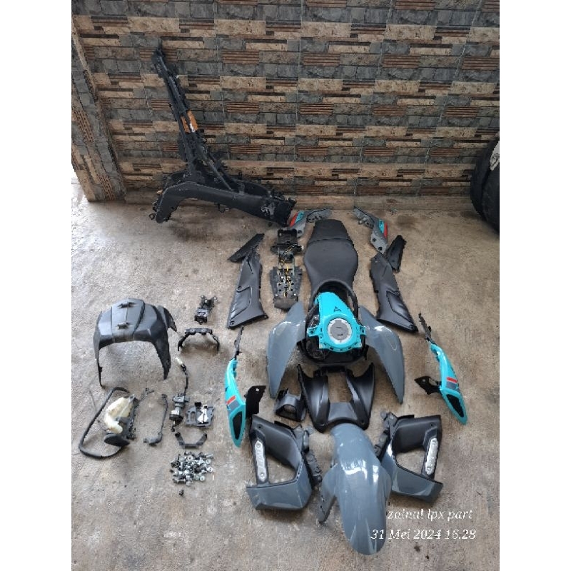 body yamaha mt 15 dan rangka